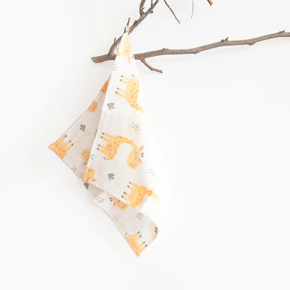 Baby Giraffe & Cute Polka -  Essentials Gift Basket