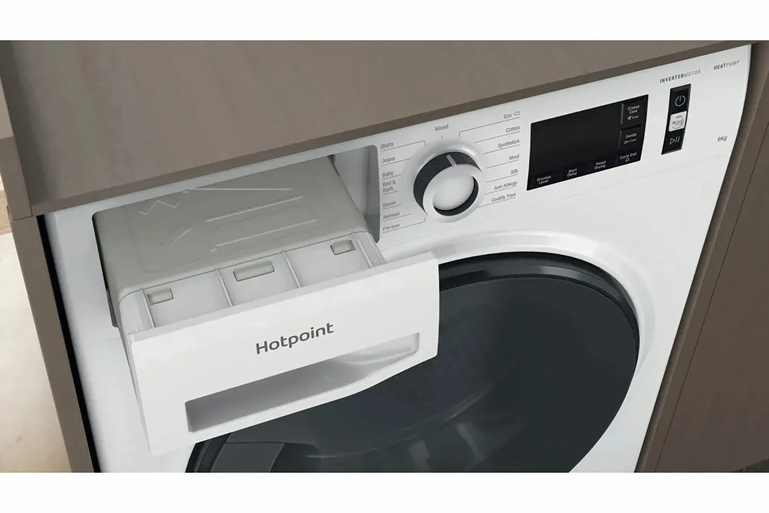 Hotpoint ActiveCare 9kg Heat Pump Tumble Dryer | NTM119X3EUK