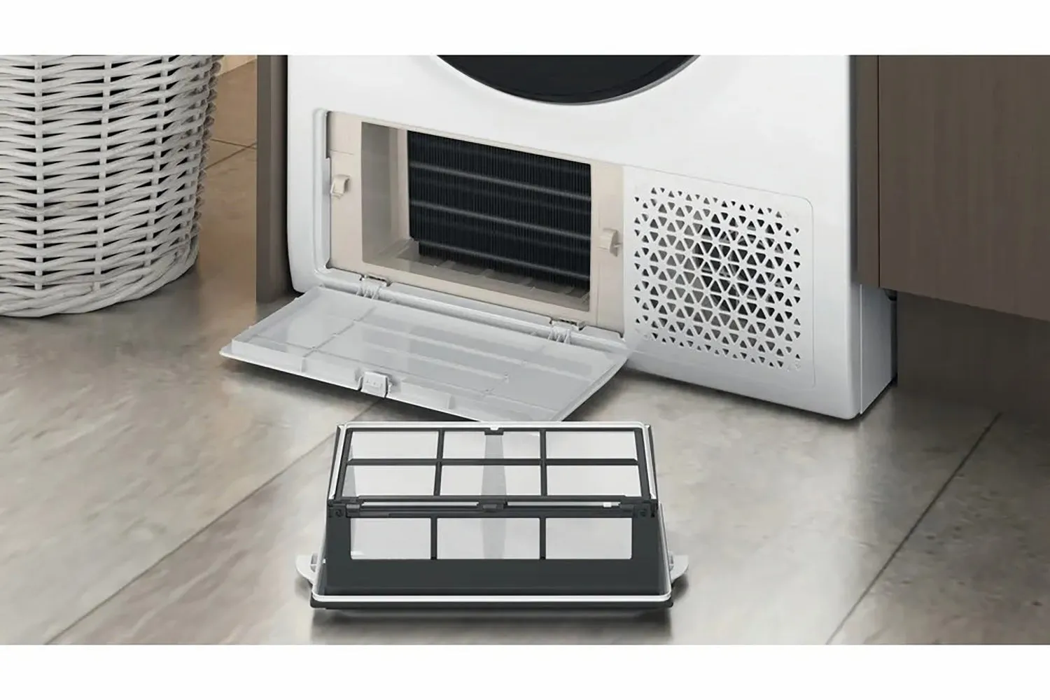 Hotpoint ActiveCare 9kg Heat Pump Tumble Dryer | NTM119X3EUK