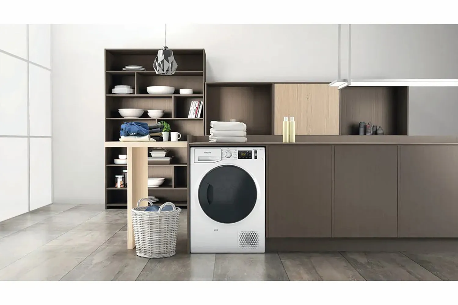 Hotpoint ActiveCare 9kg Heat Pump Tumble Dryer | NTM119X3EUK